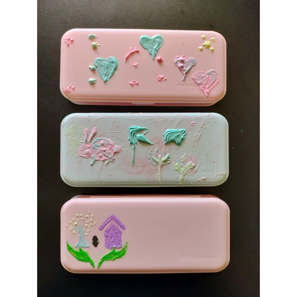 

Tempat Pensil/Pencil Case