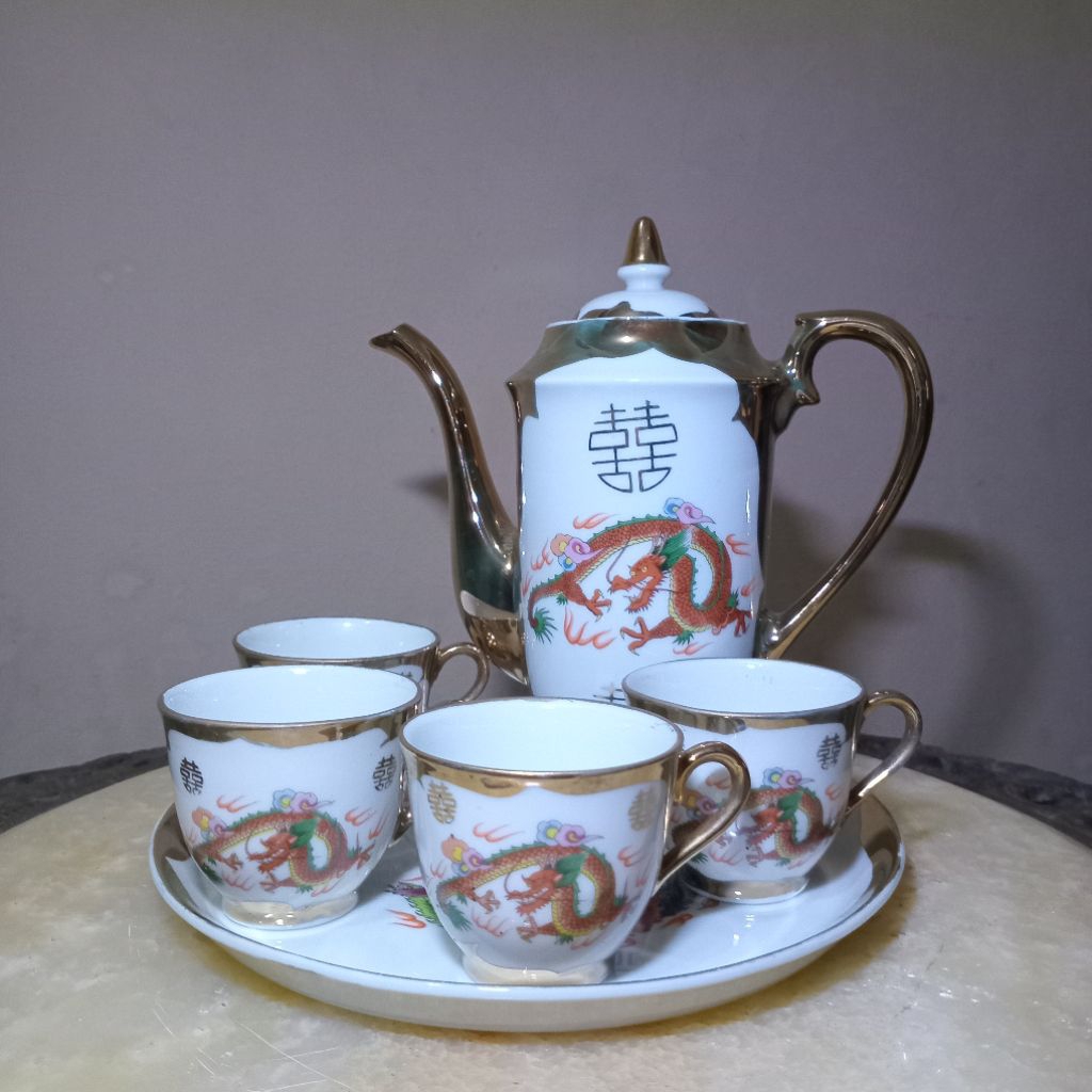 Cangkir & Teko Teh Porselen Vintage Kuno 