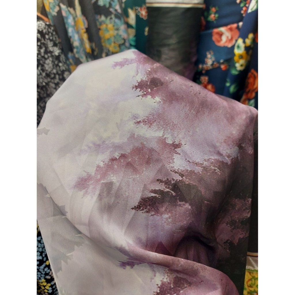 kain silk premium  - kain silk motif elegan  - kain silk motif abstrak  ( maron ) tn