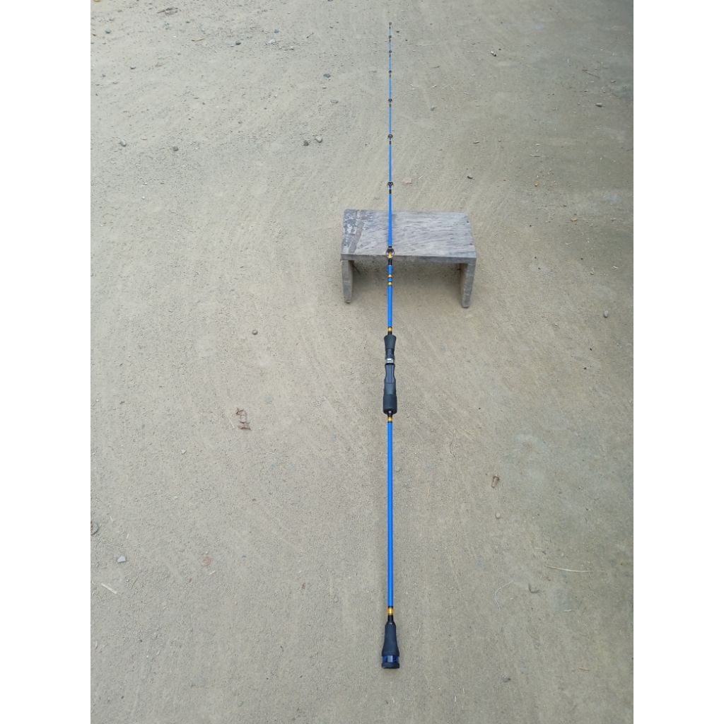 joran jigging overhead. one pieces