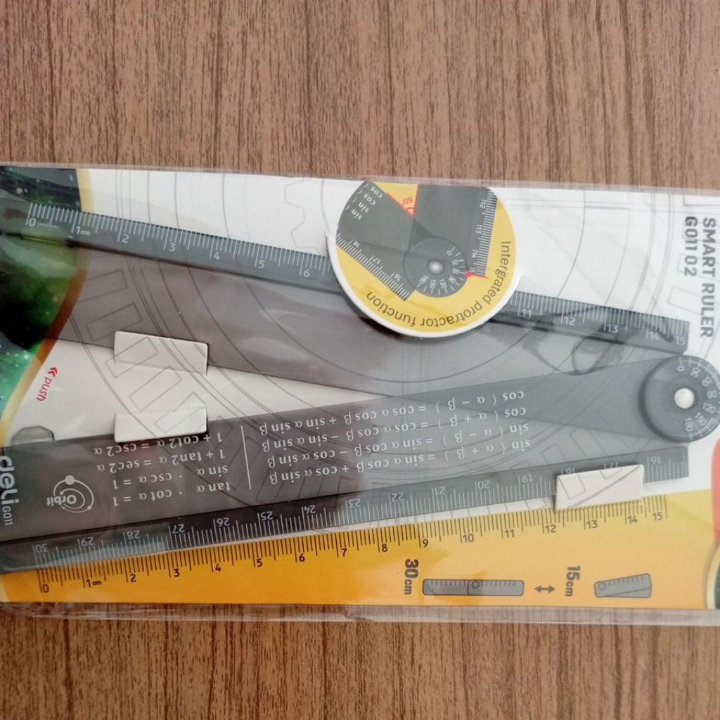 

GARISAN LIPAT 30CM DELI G01102