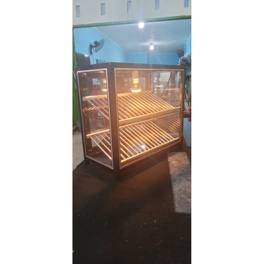 etalase fried chiken 2 rak lengkap sama lampu nya