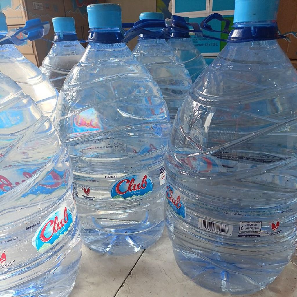 

Club Galon 15Liter Air Mineral