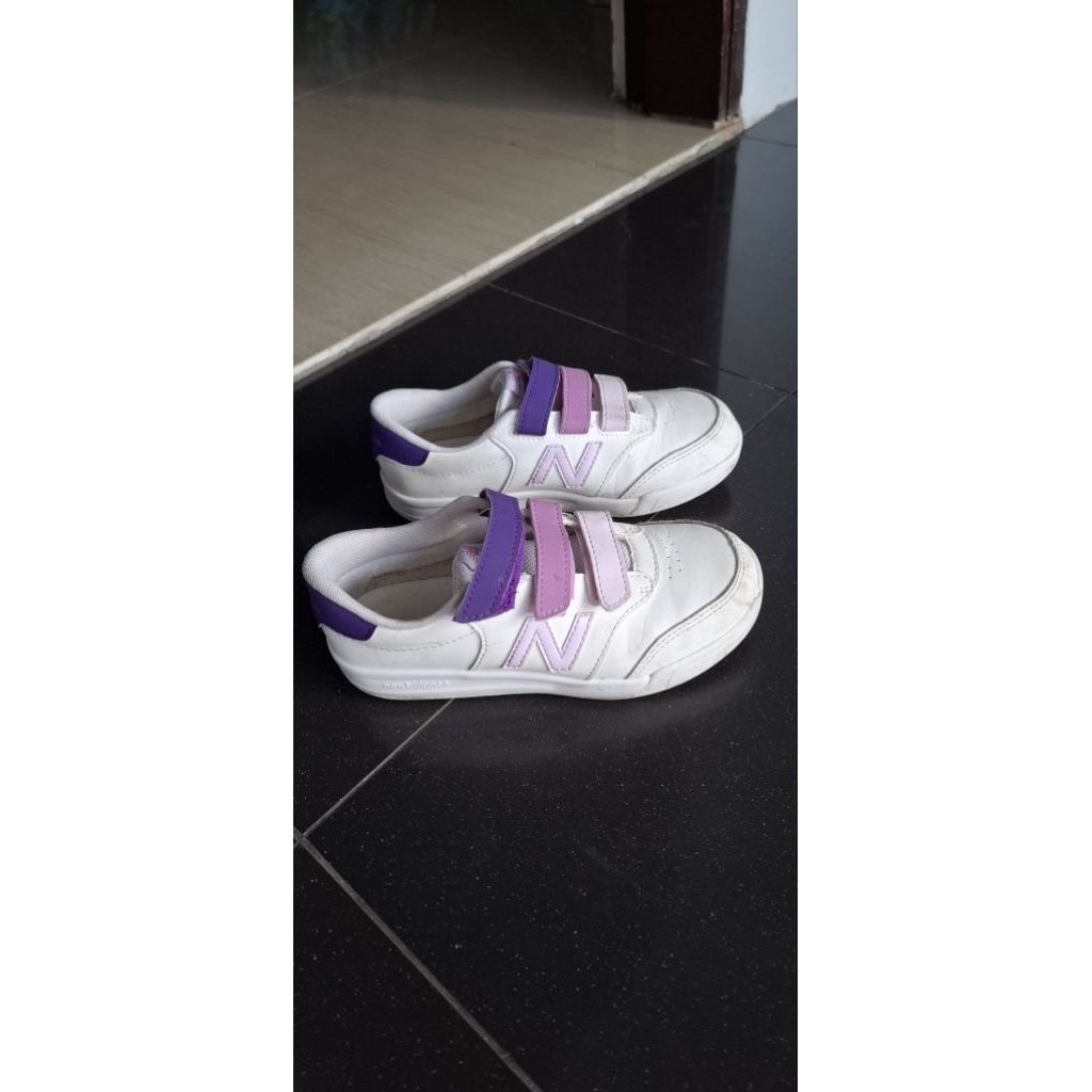 sepatu anak new balance preloved