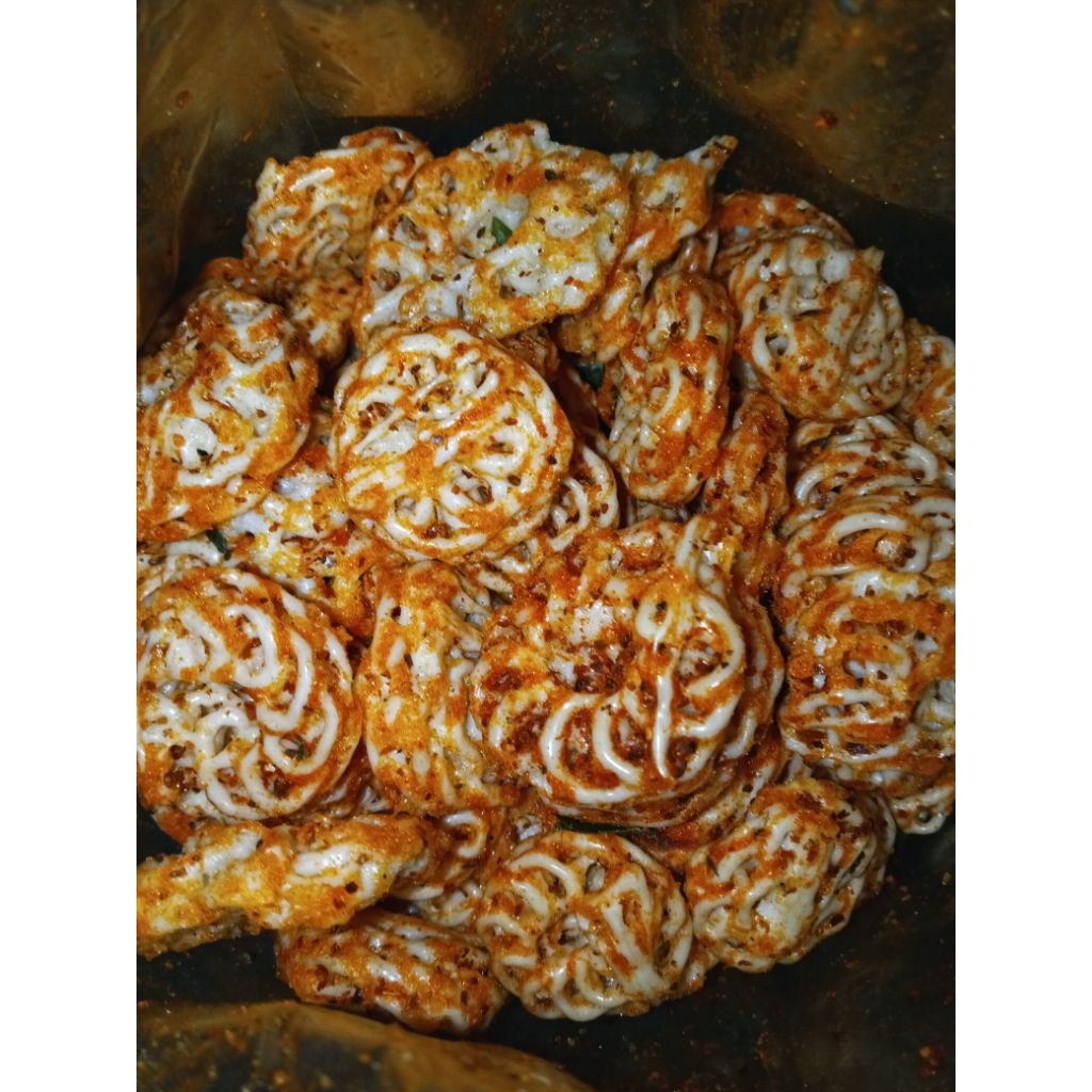 

seblak kerupuk rafael atau seblak kerupuk mawar pedas daun jeruk bumbu medok