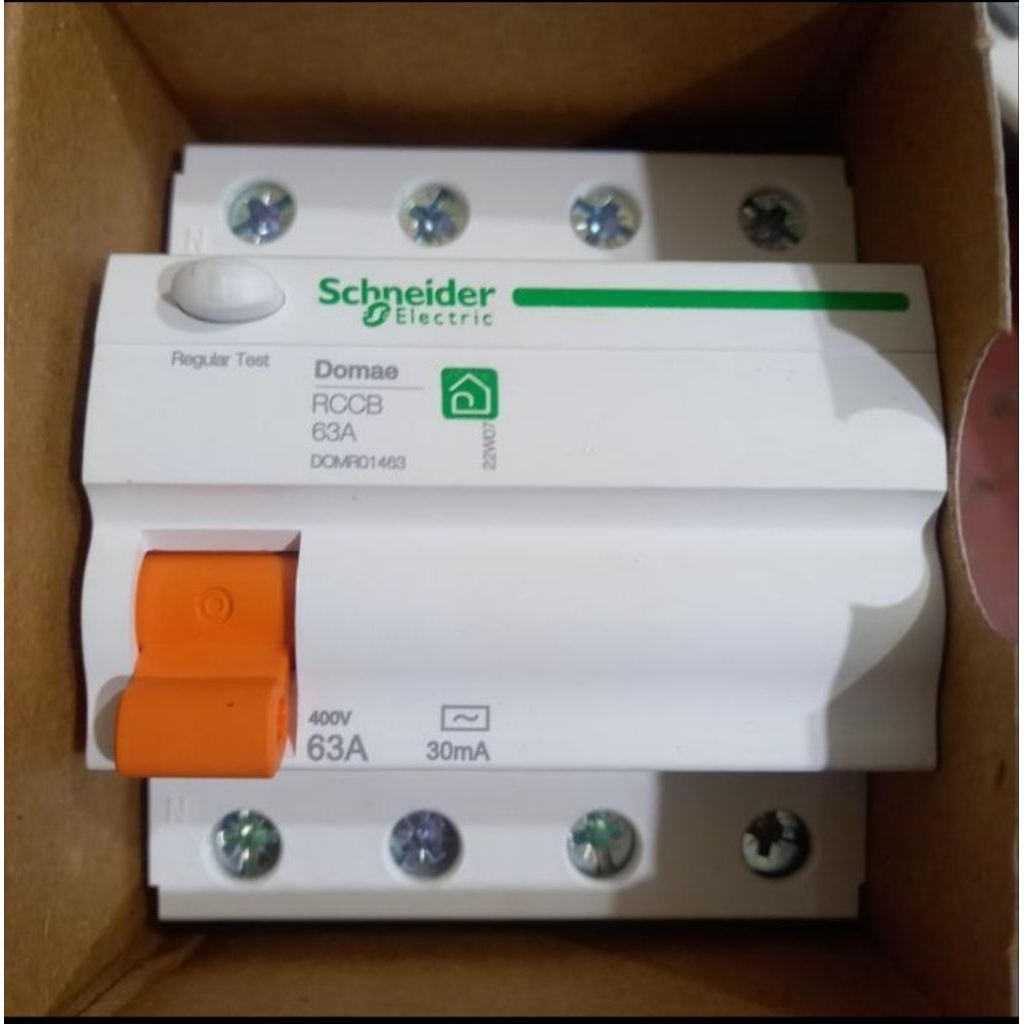 RCCB/ELCB SCHNEIDER DOMAE 4P 63A 30MA/ELCB/RCCB DOMAE 4P 63A 30MA SCHNEIDER ORIGINAL