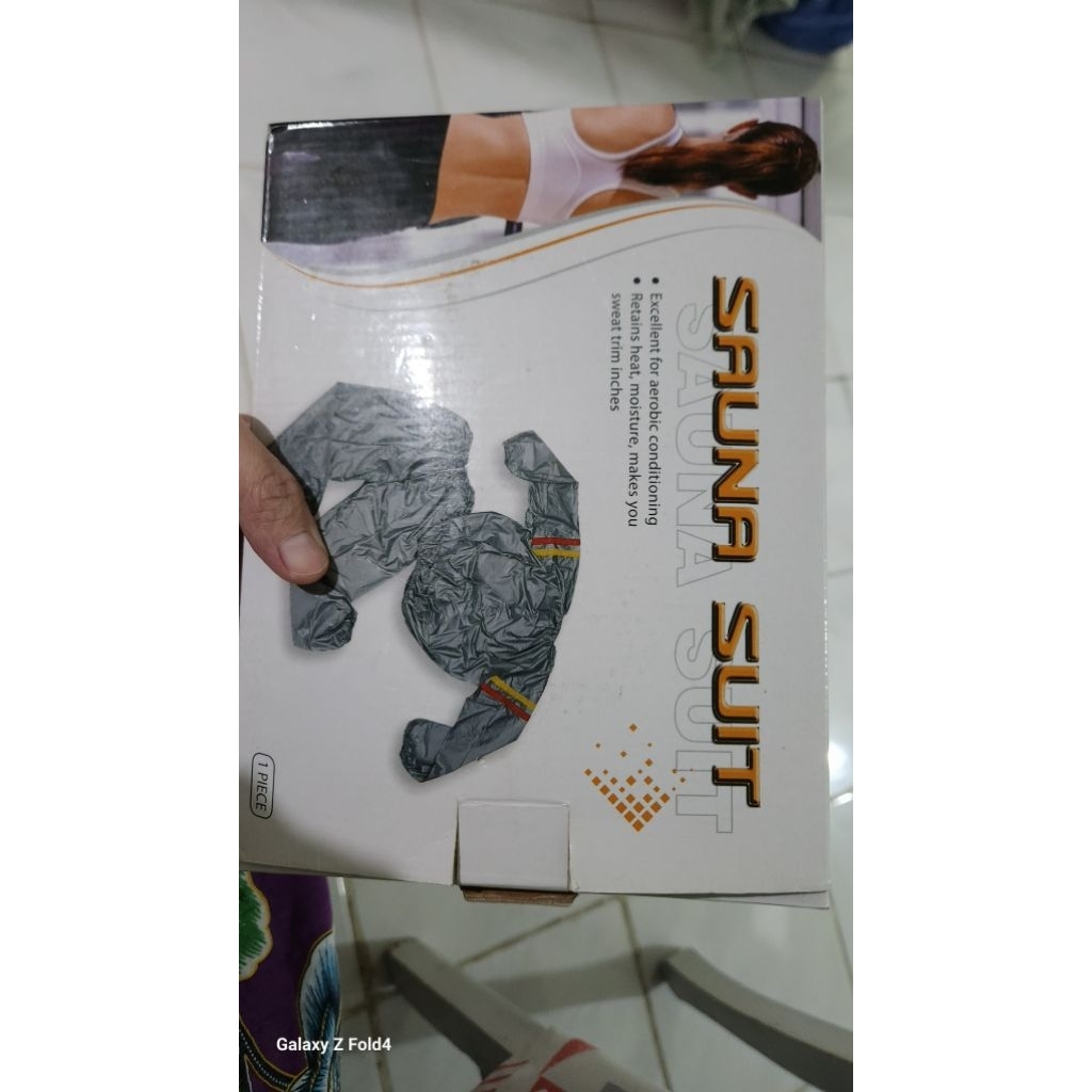 sauna suit / baju olahraga preloved. dulu beli d ace hardware/azko. ukuran L. setelan baju dan celan