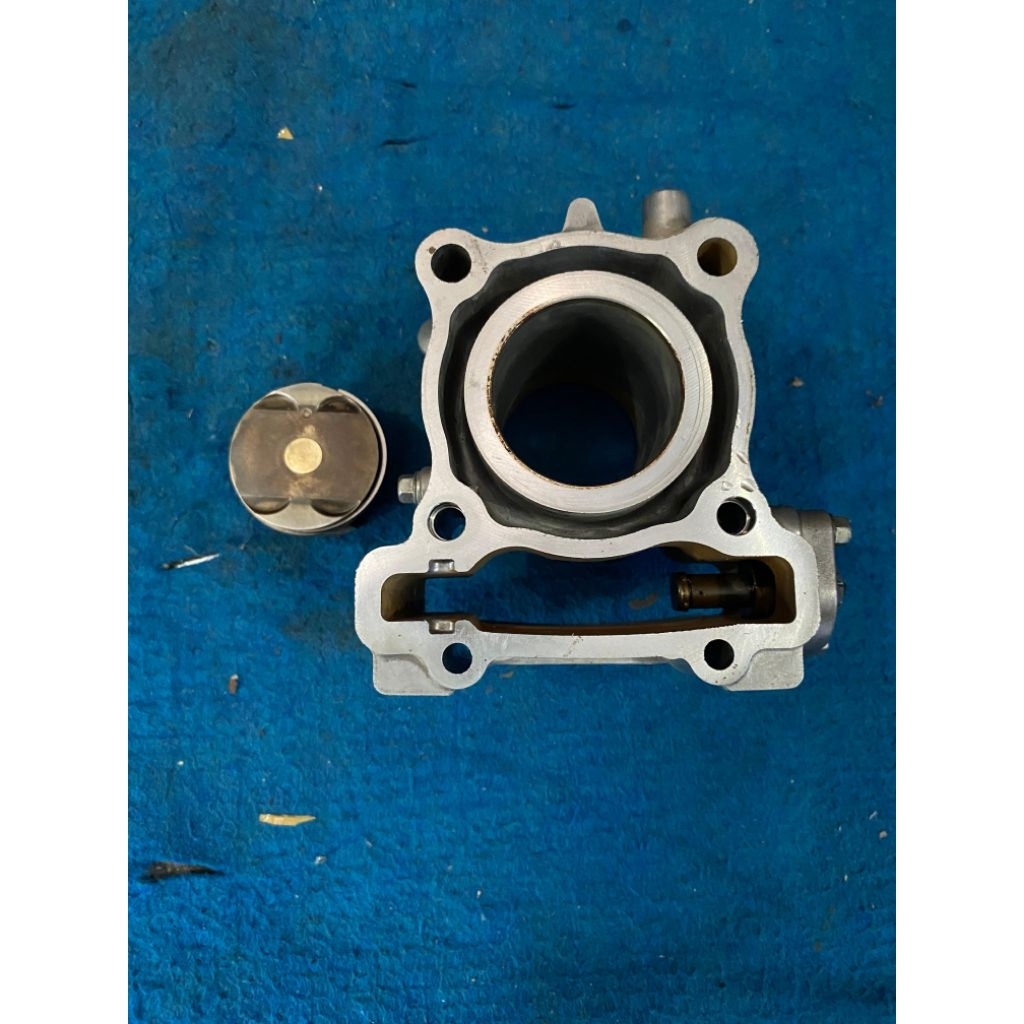 Boring blok seher blok cylinder blok piston yamaha lexi 125 original