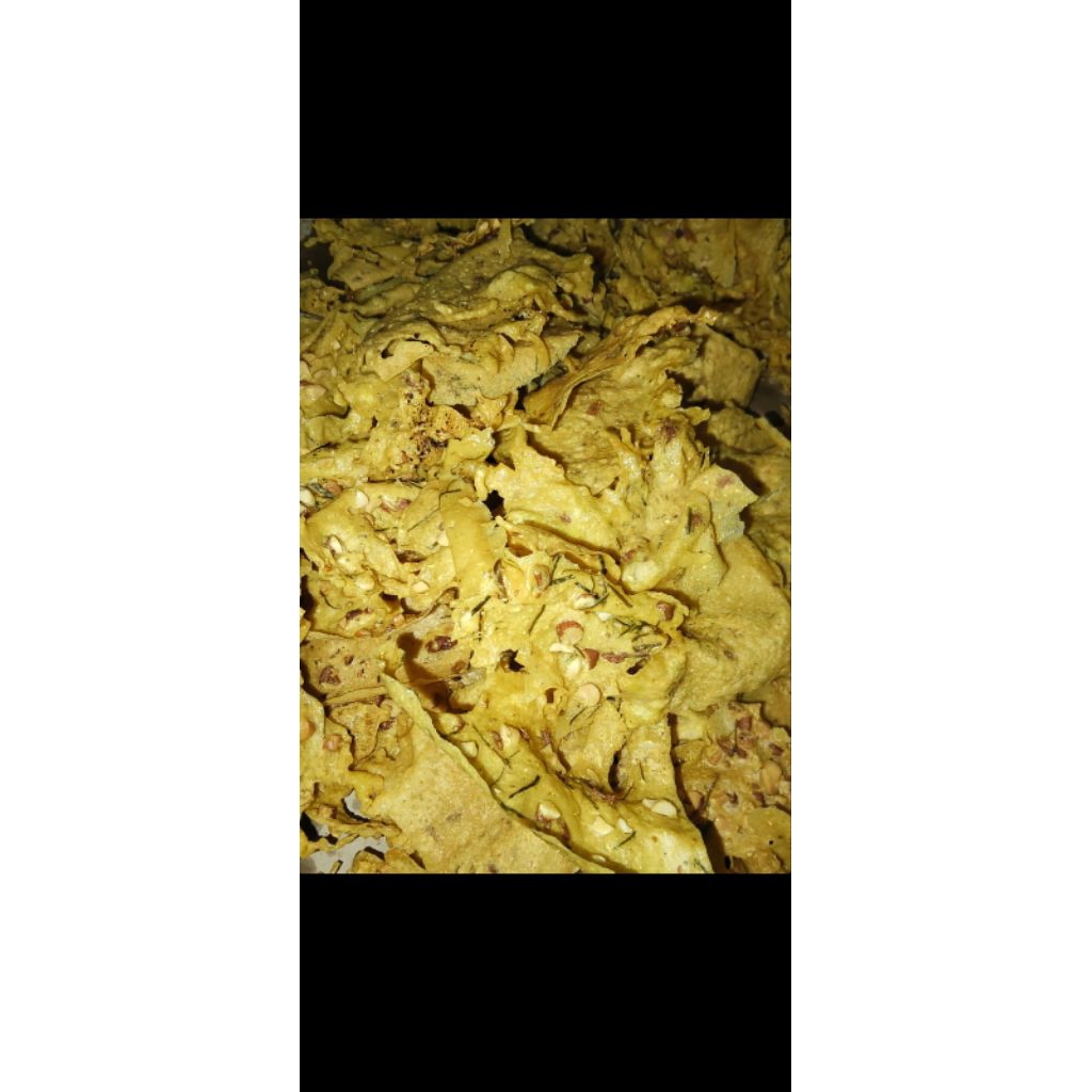 

peyek kacang gurih dan renyah