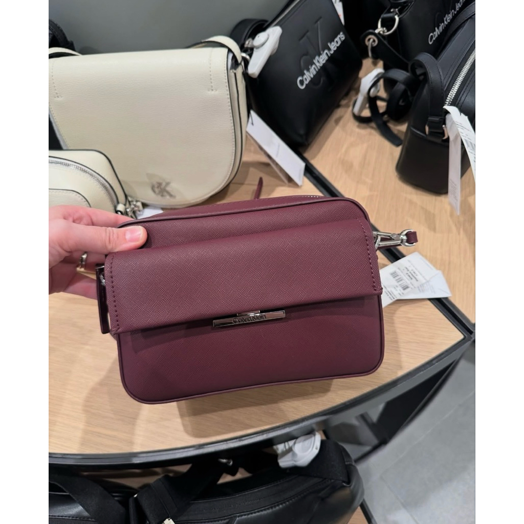 Calvin klein LINEAR camera bag / CK crossbody bag oxblood