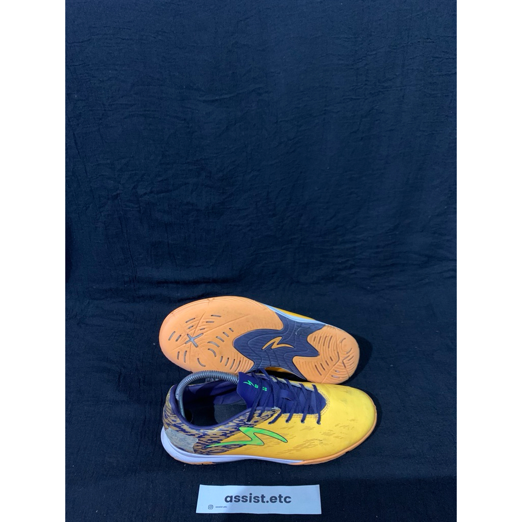 Sepatu Futsal Second