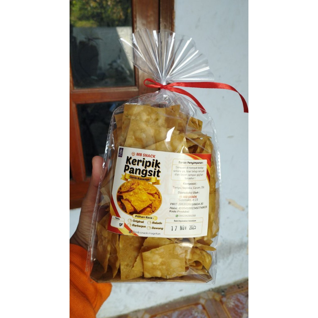 

KRIPIK PANGSIT enak gurih nagih rasa bawang MB SNACK