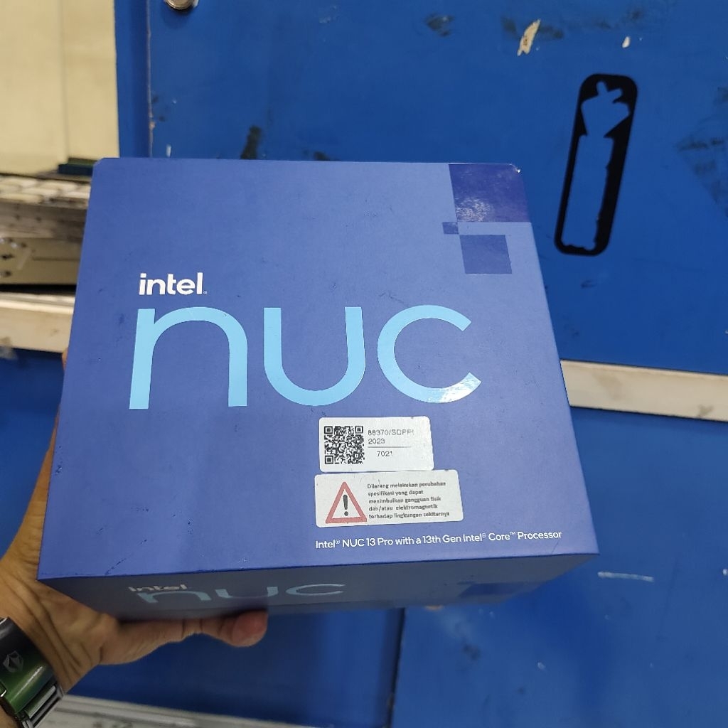 IntelNUC NUC13ANHi3000 like new Nuc Gen13