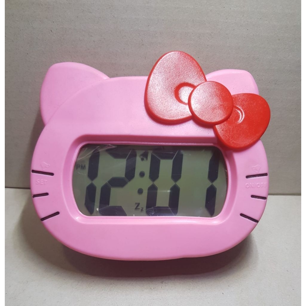 jam weker alarm /jam meja kecil