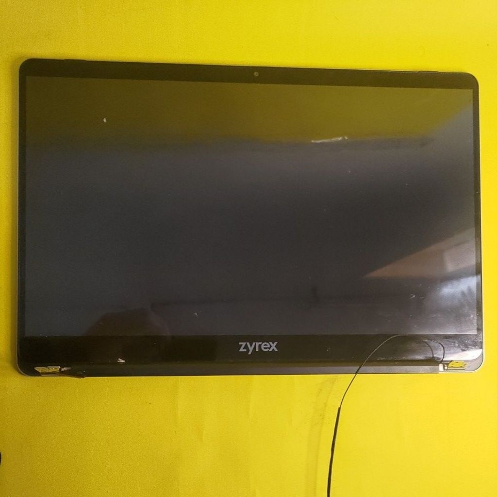 LCD Laptop Zyrex nb sky 232