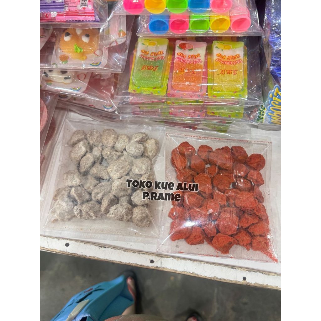 

Semboe Biji Merah dan Putih / Kiamboe Biji Merah dan Putih