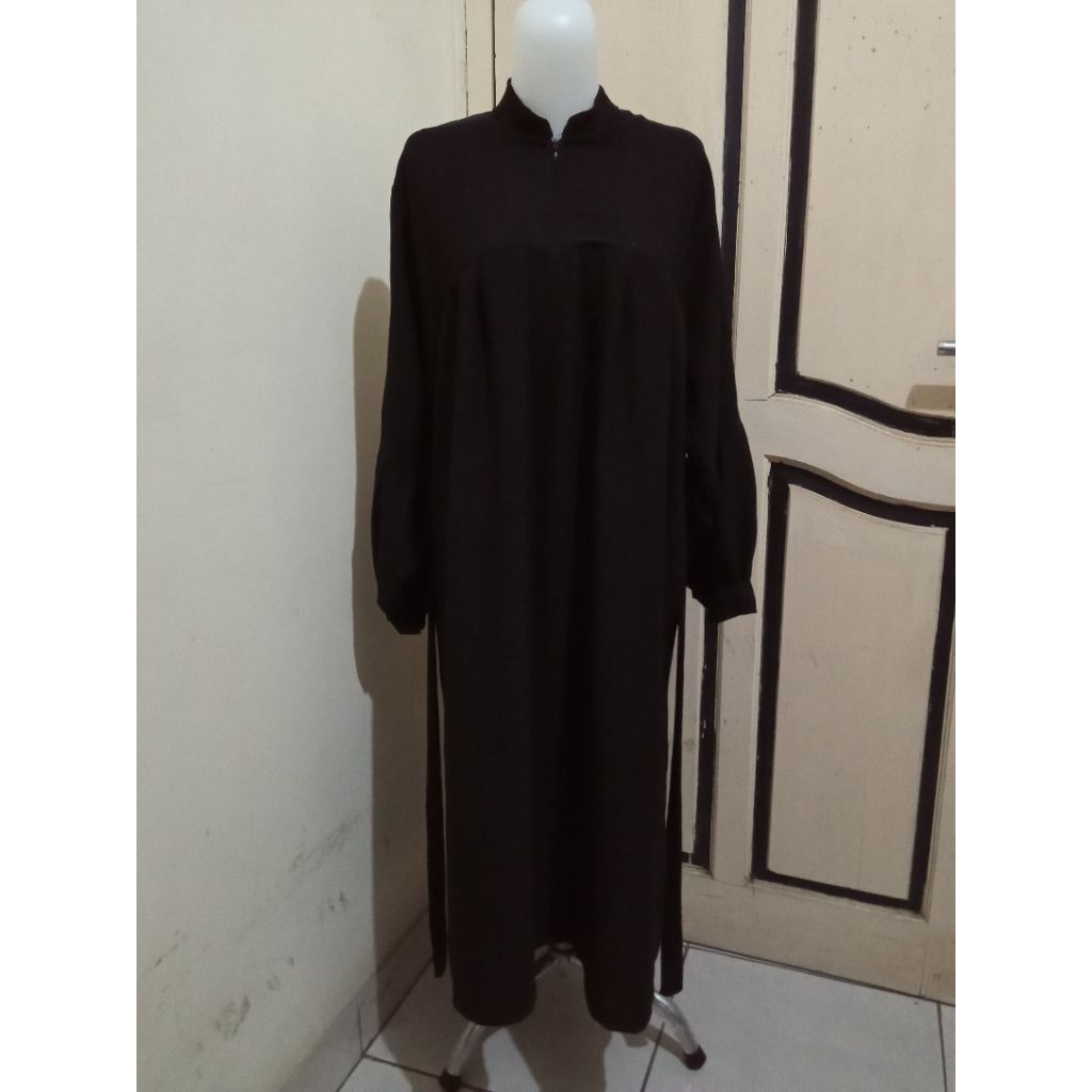GAMIS MIDI HITAM LIKE NEW