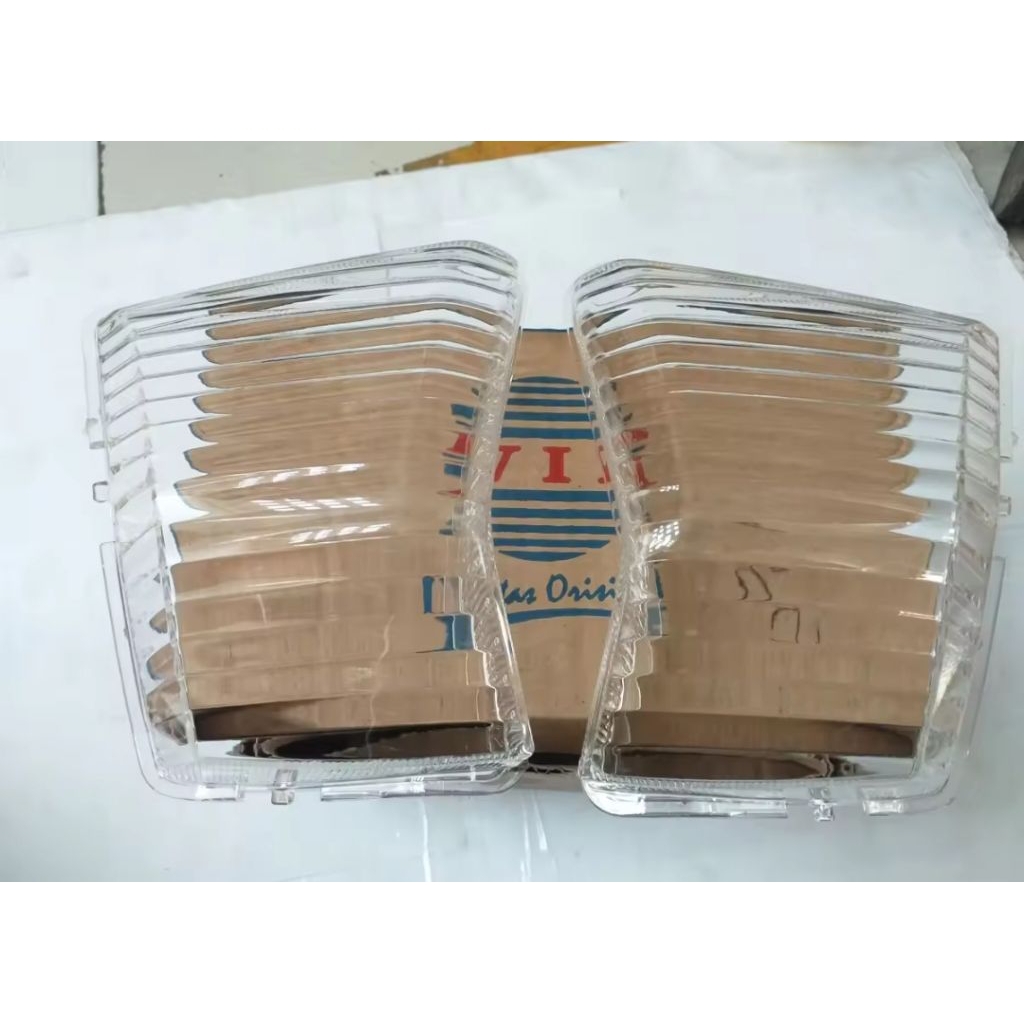 Kaca / Mika Lampu Sein Sen L/H Depan Yamaha NMax OLD Lama Merk Win