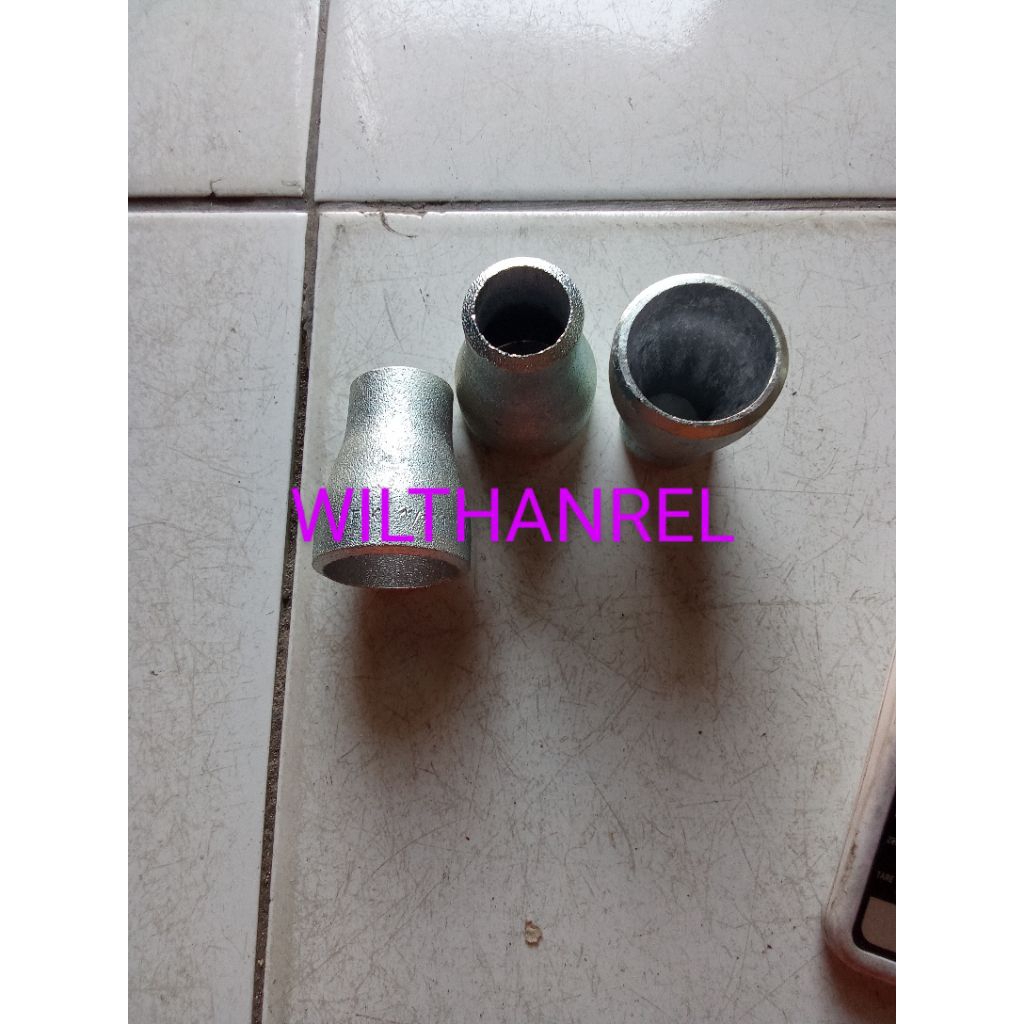 reduser galvanis sch40 concentric 1 1/2"*1 besi