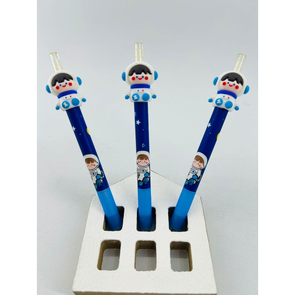 

Pensil Abadi Motif Astronaut Eternal Pencil Alat Tulis Karakter Lucu Kekinian Pensil Tanpa Isi Unlimited Pensil Ajaib