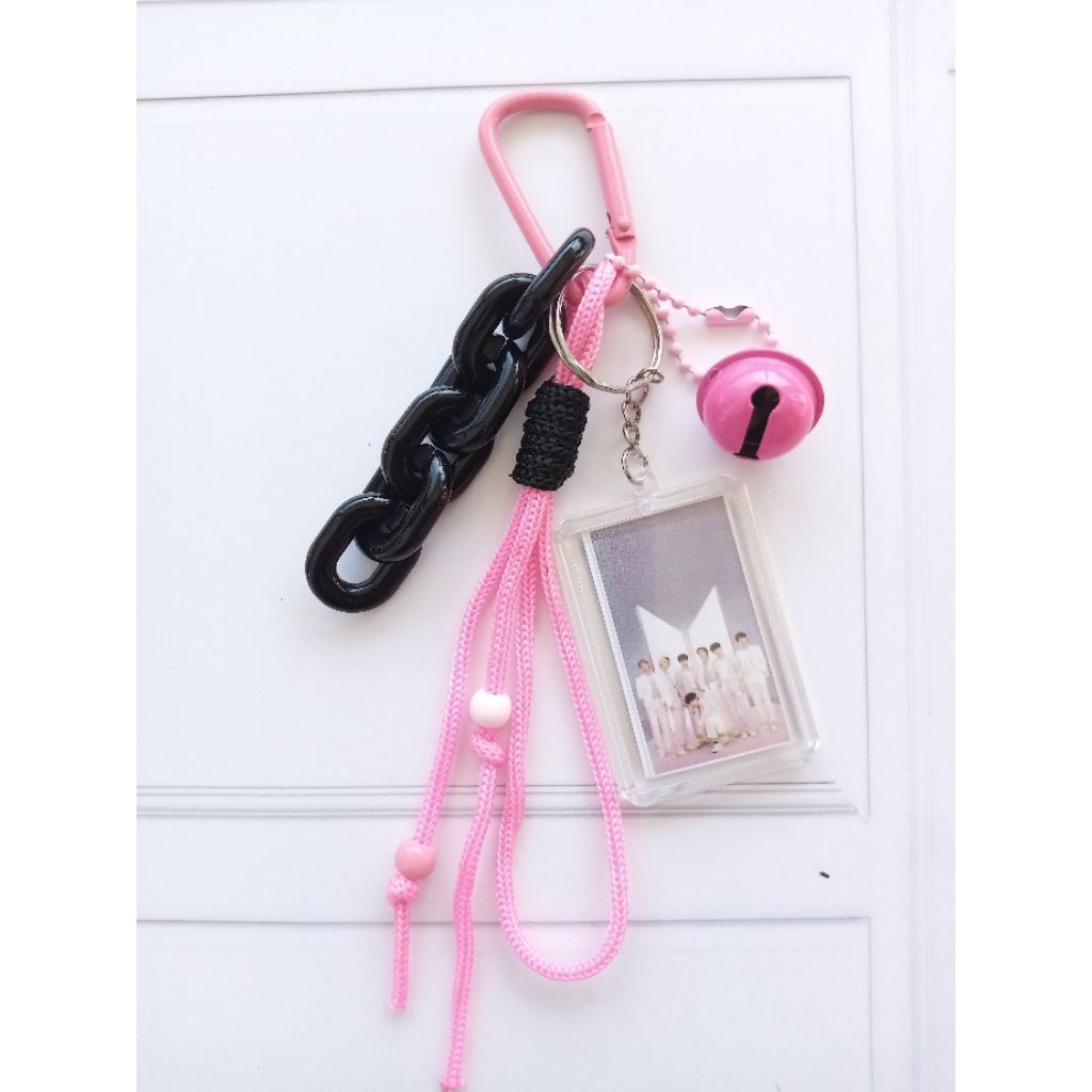 Bagcharm Tali Kur, Bagcharm Foto, Bagcharm Costume