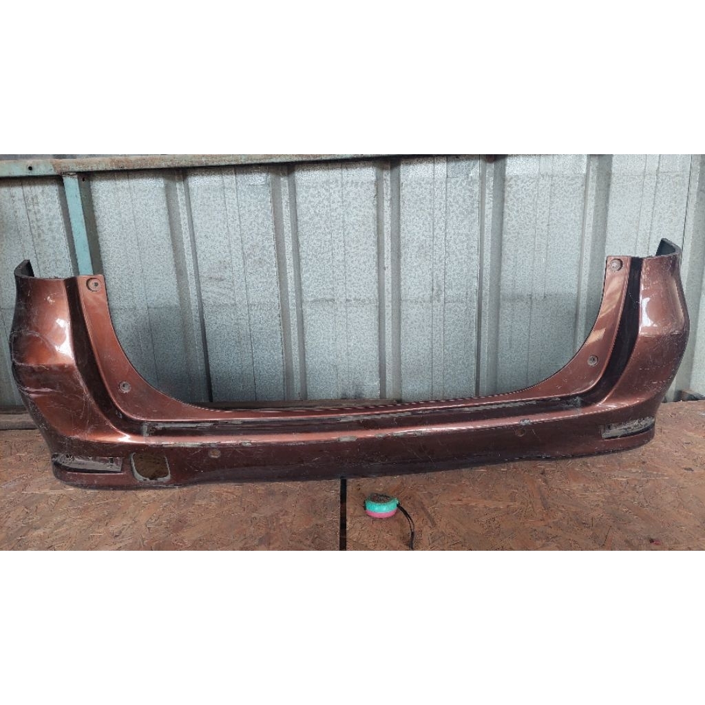 bemper belakang AVANZA 2014