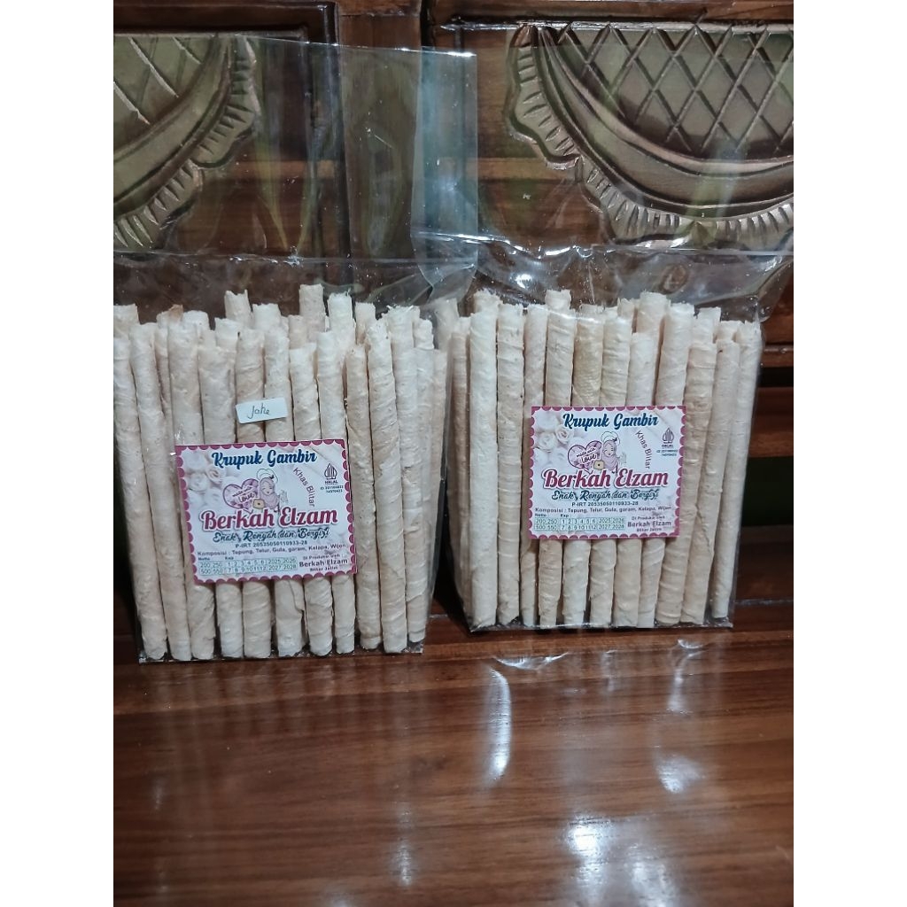 

1 PAKET KRUPUK GAMBIR MANIS GULUNG JAHE DAN GULUNG VANILI WIJEN