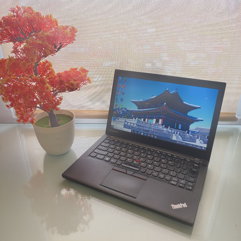 LENOVO THINKPAD CORE I3 RAM 8GB SSD 180GB