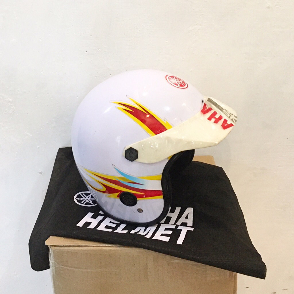 HELM YAMAHA JADUL