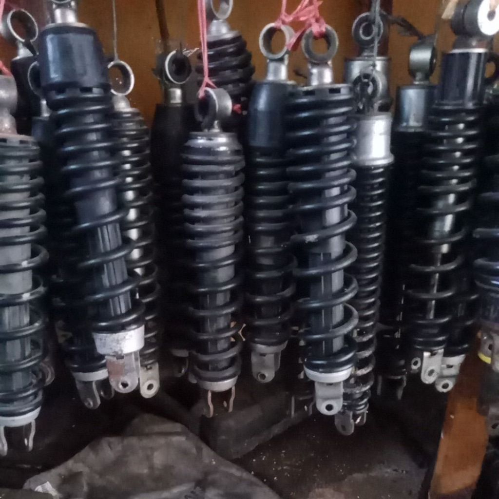 sokbreker belakang metic bahan untuk servis Honda beat pcx Mio per biji original copotan motor