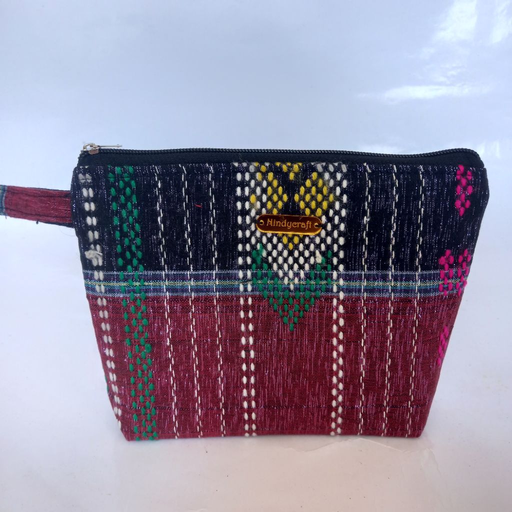 Pouch Kosmetik Ulos/tenun etnik