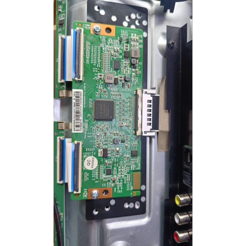 t con tv Akari SW--5750S