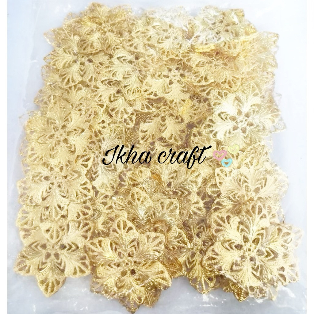 Lempengan Bunga Salju Emas dan Perak Per lusin - Lempengan Bunga Lancip