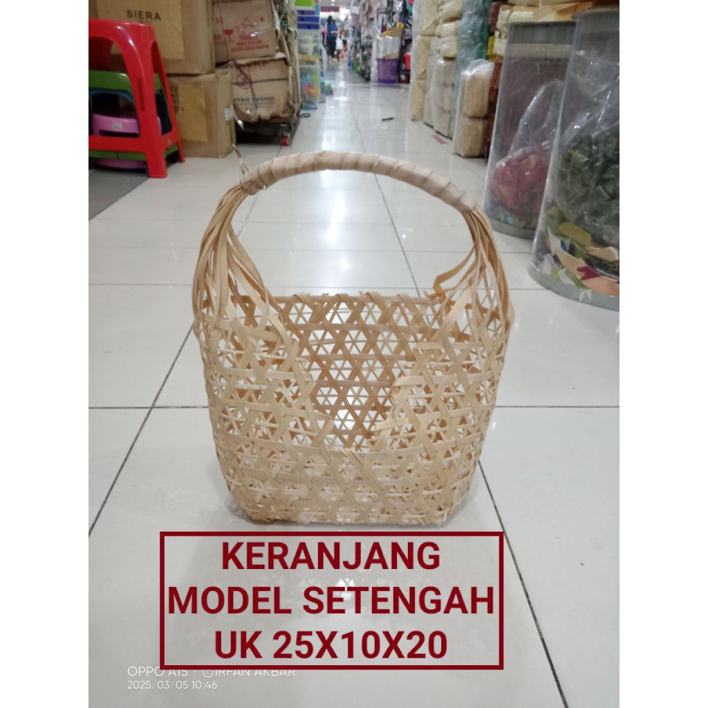

TAS BAMBU PARCEL (MODEL SETENGAH) UKURAN 10x25x20, TAS BAMBU BINGKISAN