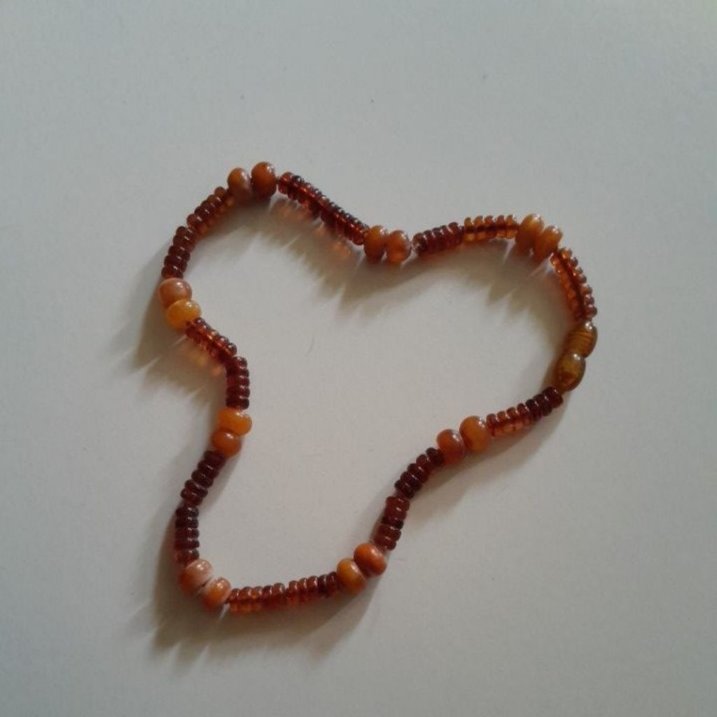 kalung amber
