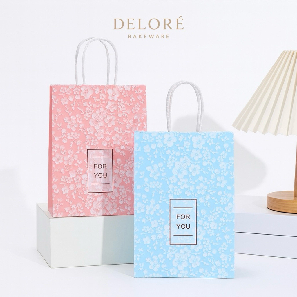 

DELORÉ Paperbag Tebal Premium For You Souvenir Specially For You / Paper Bag Untuk Hijab Trvel Parfum Permen Coklat / Goodie Bag Wedding Shuangxi Phangteh / Paper bag Red Handuk Suvenir Pernikahan / Kotak Box Handuk Nikah / Candy Box Flower / Tas Jinjing