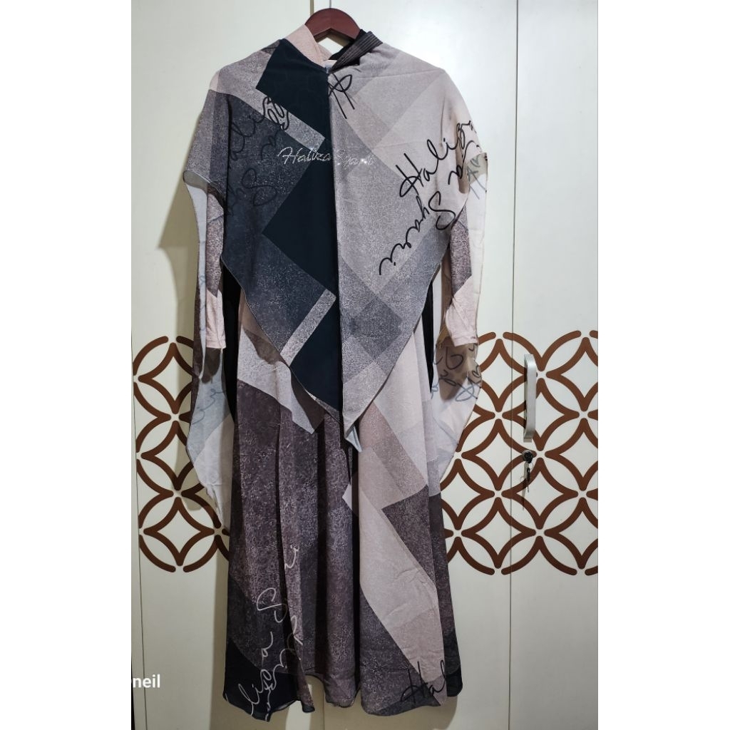 Gamis Haliza with Khimar XS Original ( Preloved )