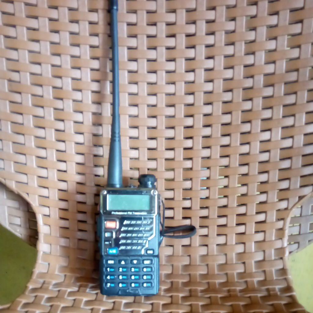 Radio HT merek PXTON