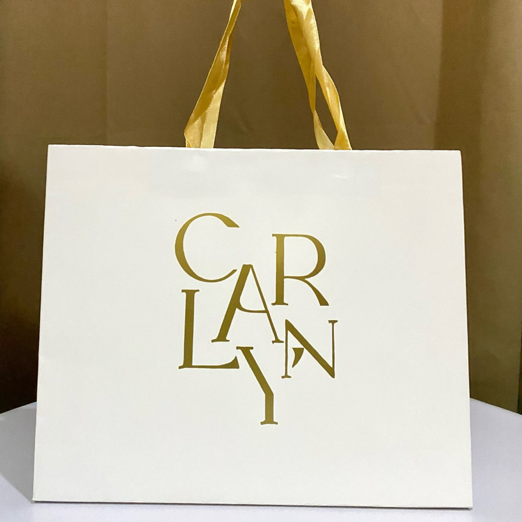 

Paper Bag CARLYN Paper Bag Pembungkus Kado