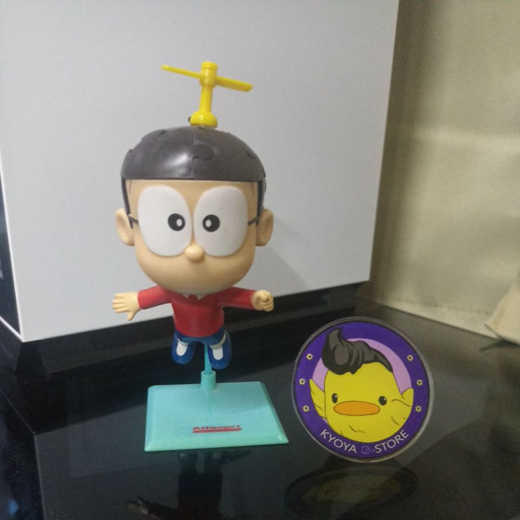 figure doraemon nobita puzzle alfamart