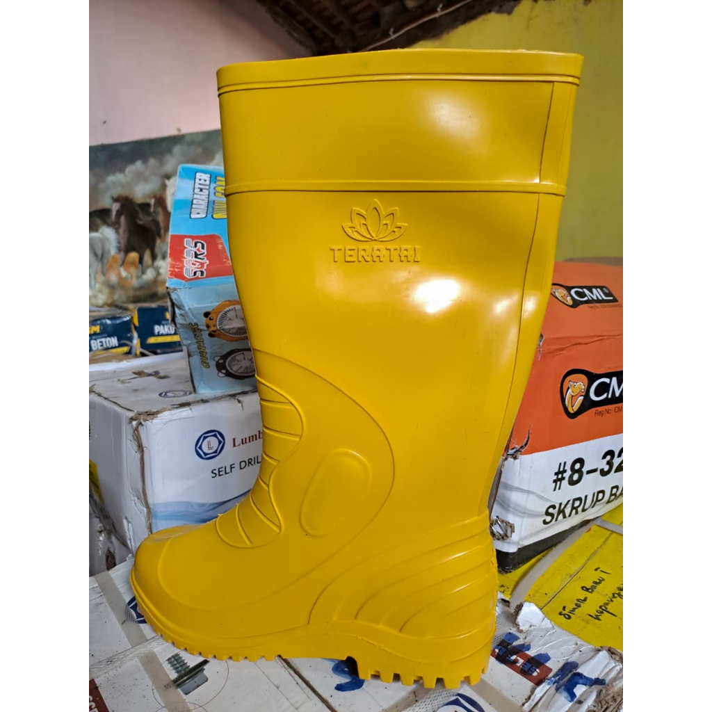Sepatu boots karet proyek / Sepatu Boot Karet / Safety Boot / Sepatu But Boot Bot Panjang