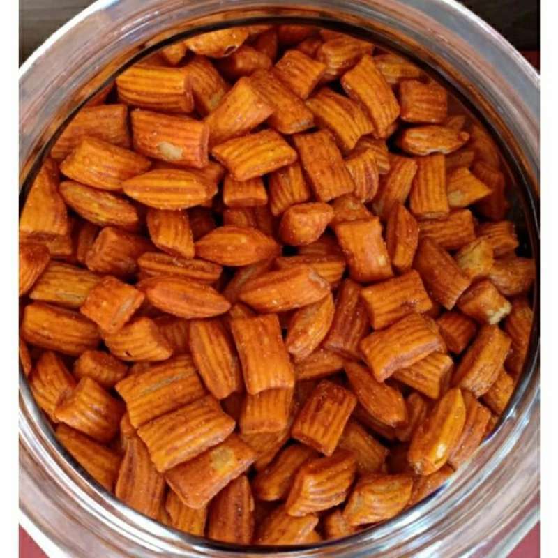 

Kue Bantal Kue Pangpang Rasa Pedas & Manis Balado Berat 1kg