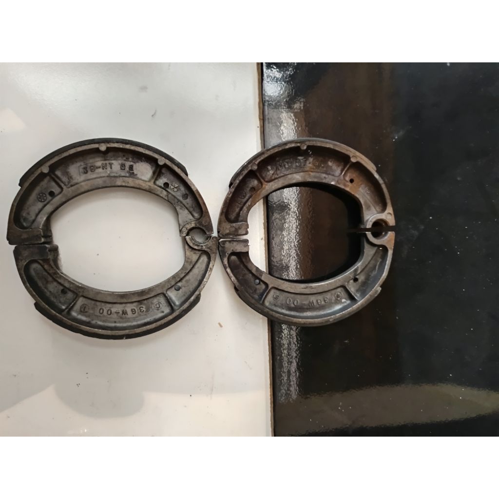 kampas rem tromol belakang sr400/sr500/xs650 original