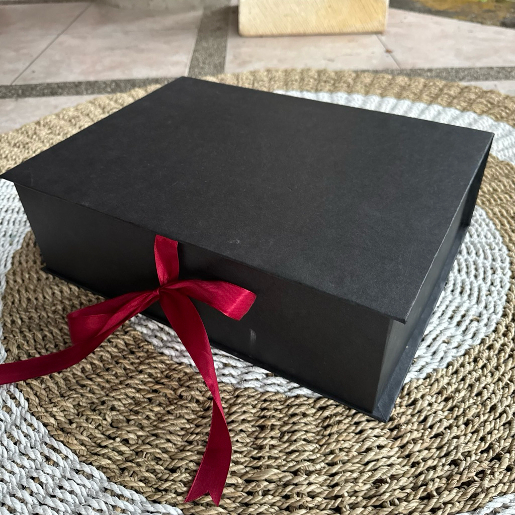 

[40x30x12] BOX BUKU PITA JUMBO EXCLUSIVE