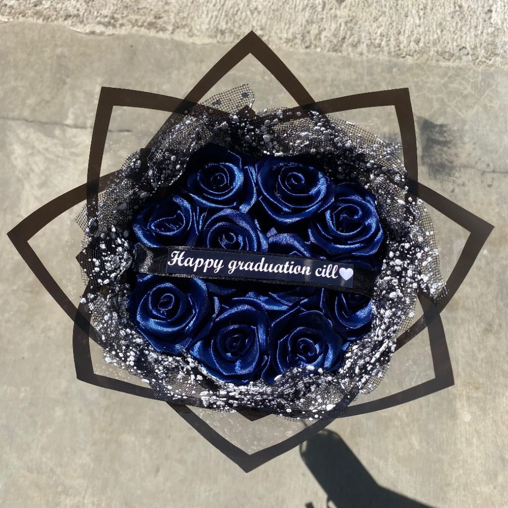 

BUKET PITA SATIN 10 TANGKAI/BUKET PITA SATIN VIRAL /BUKET BUNGA PITA SATIN/BUKET BUNGA PITA SATIN MURAH