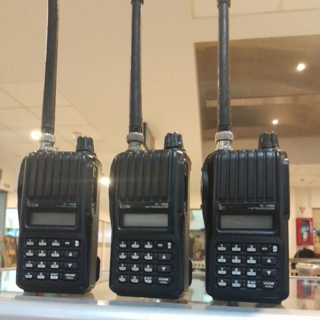 HT ICOM V80  SECOND ORI  NORMAL