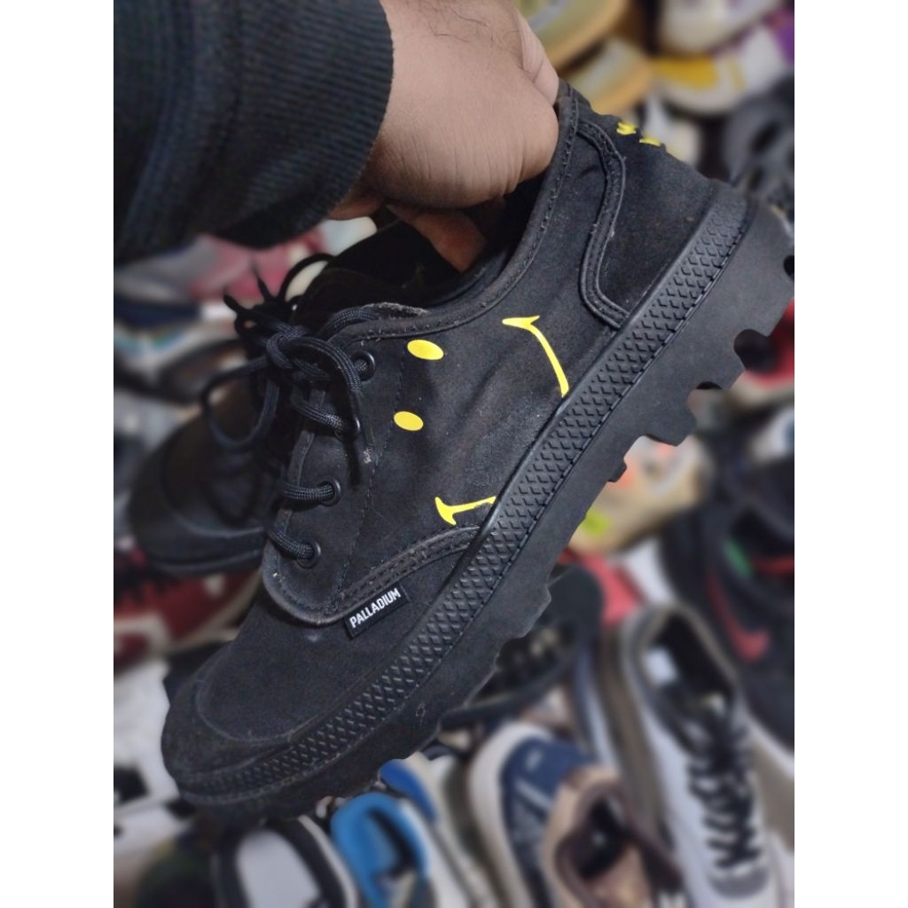Palladium Smiley be kind U Pampa, size 43