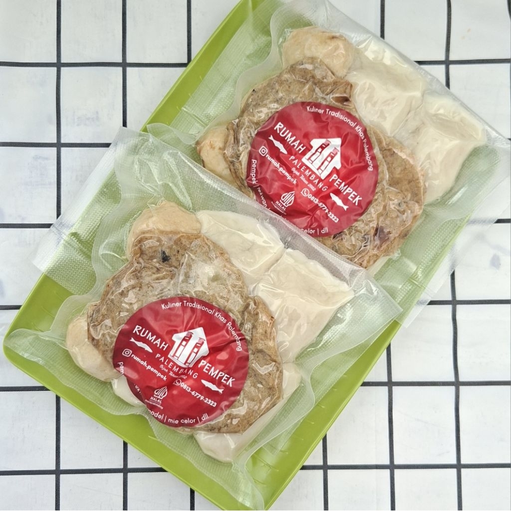 

PAKET PEMPEK PALEMBANG 10pcs + CUKO