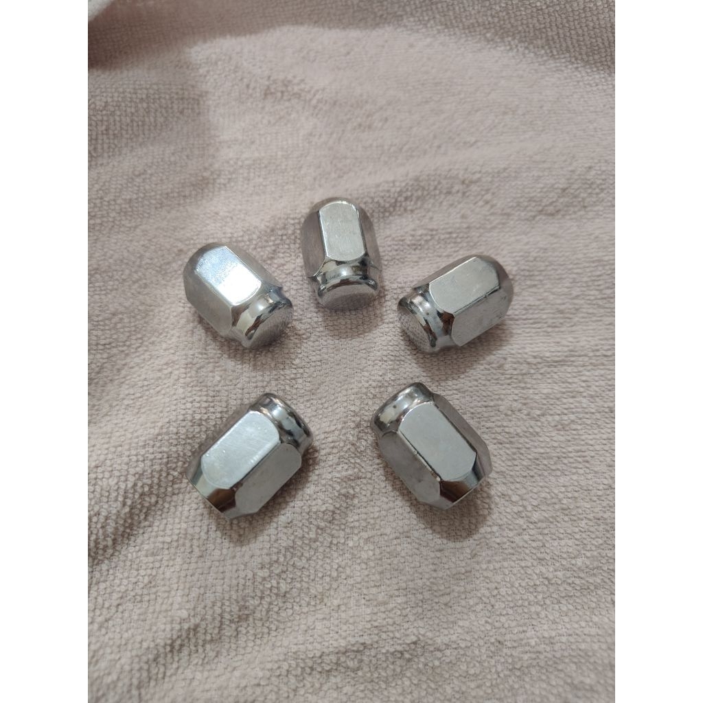 mur racing APV ertiga carry escudo ignis harga 1pc mur roda APV Baut roda APV