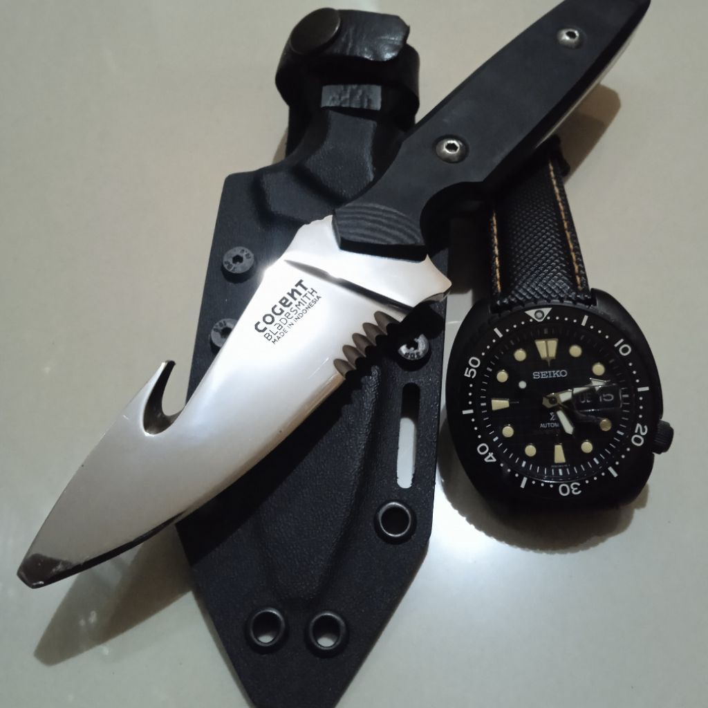 Pisau penyelam Cogent Bladesmith